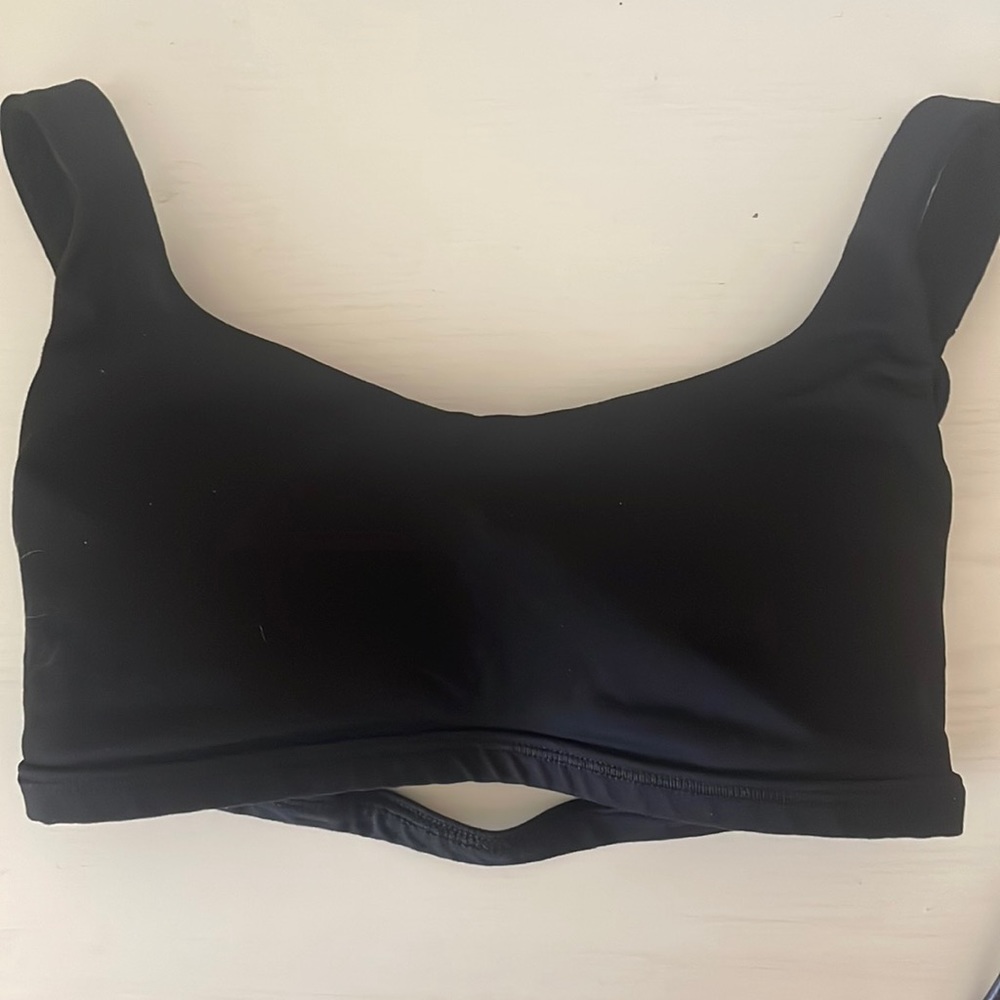Free to be black sports bra